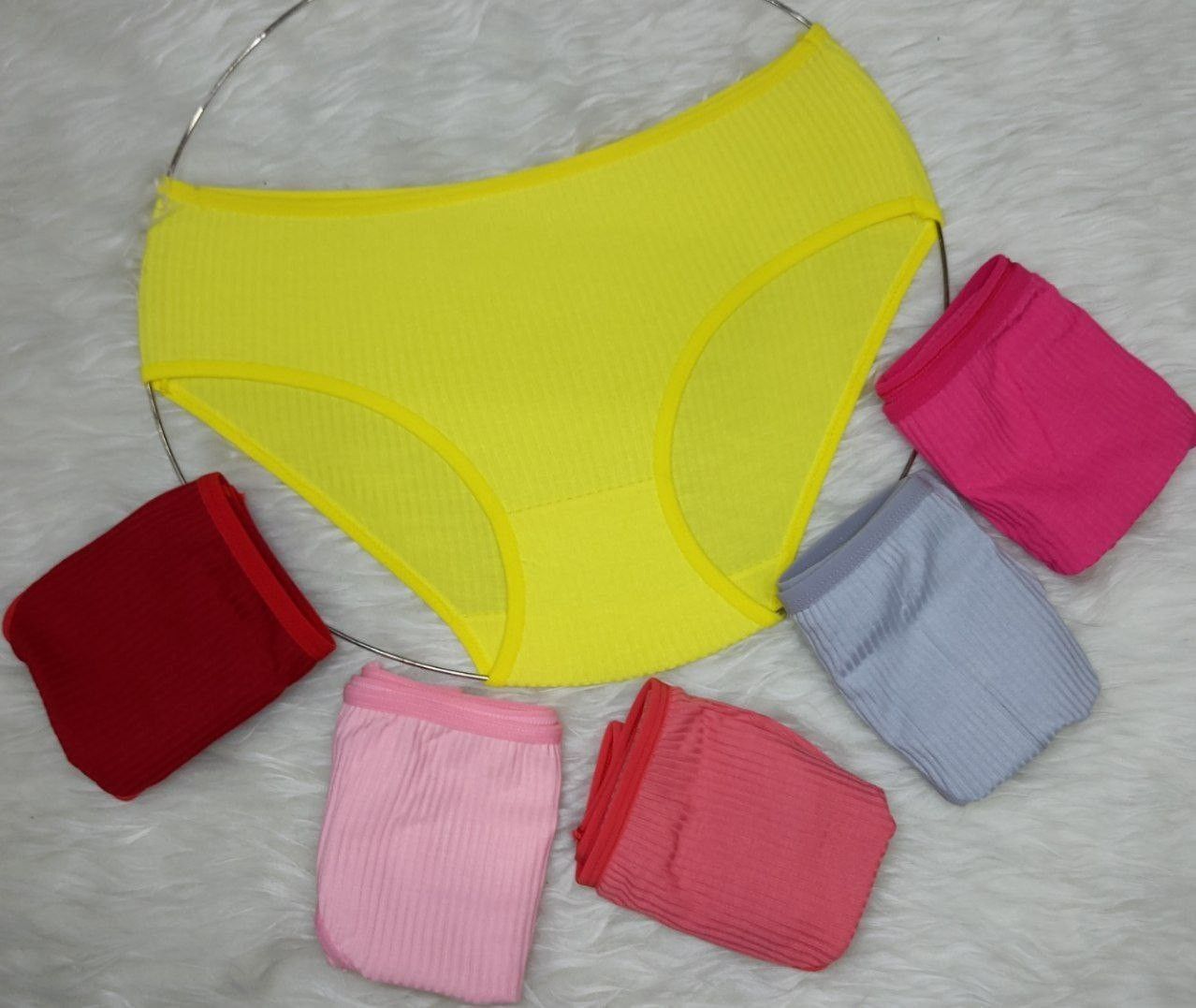 شورت کرکره ای زنانه